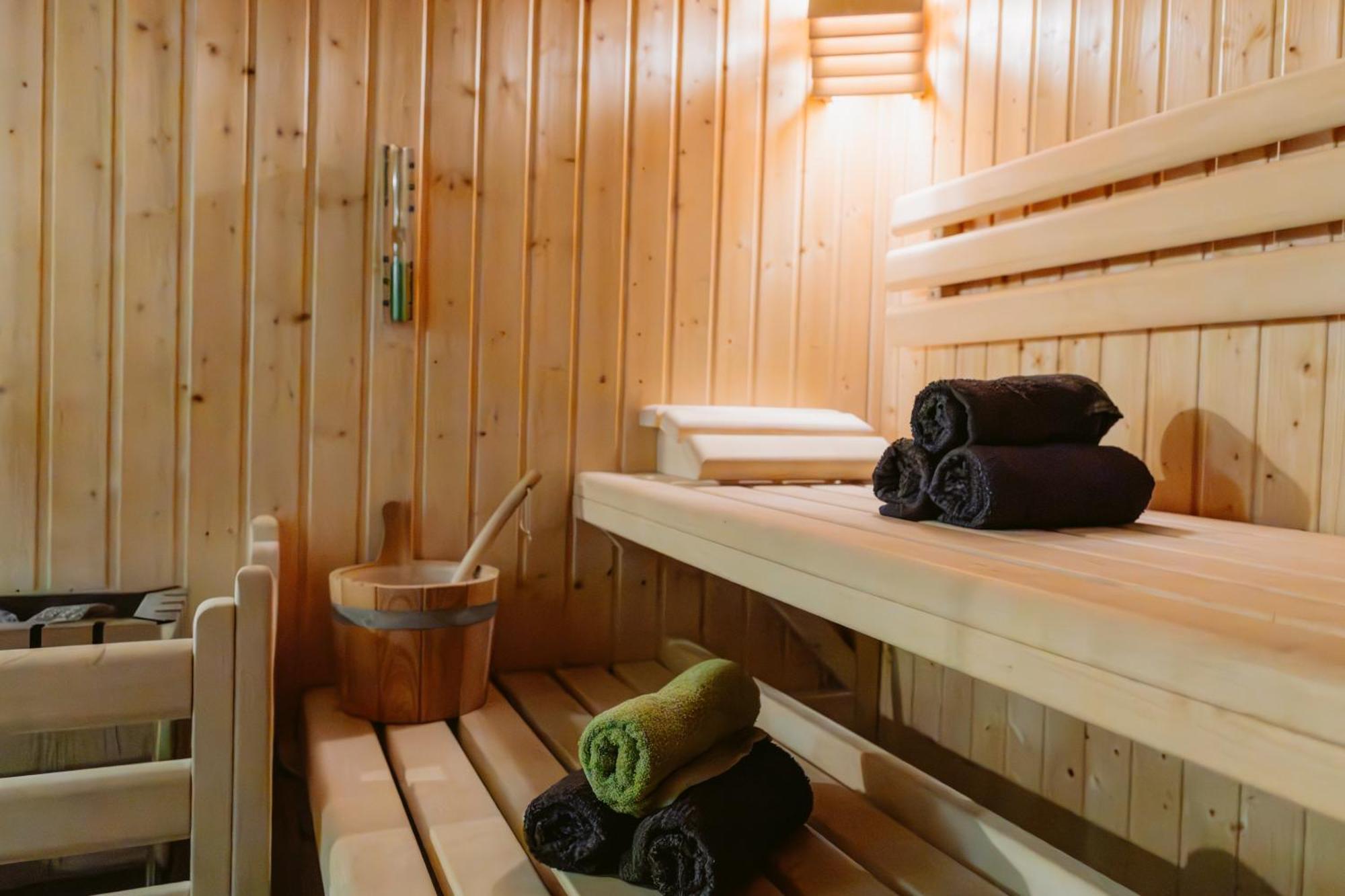 Charmante Ferienwohnung Mit Sauna Und Terrasse Winterberg Bagian luar foto